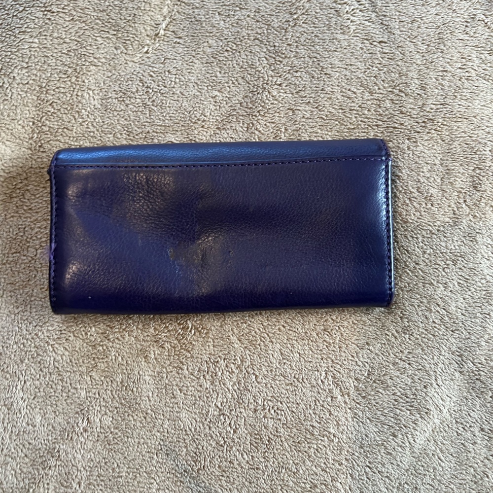 Michael Kors Wallet - Picture 2 of 4
